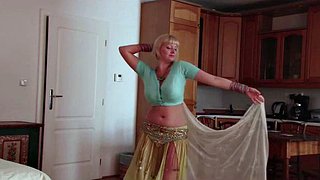 Sophie Mei dança do ventre dança do ventre sophie mei: Big Tits, Blonde & Bongacams Porn