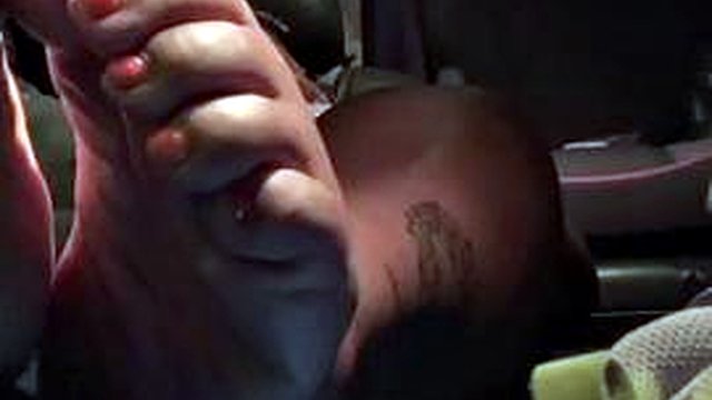 Grandi suole ebano BBW in auto