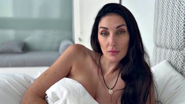 Episode 2: The mother-in-law woke up in her son-in-law's bed