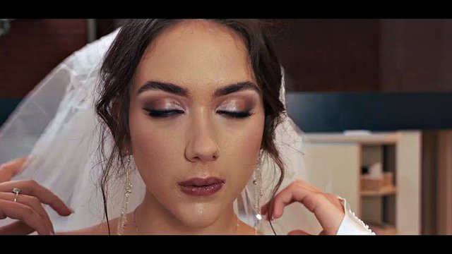 MARIÉE4K. Laisse-moi te monter avec ma chatte serrée ft. Vixi Rafi & Neeo : Fellation, Doggy & Missonary Porn