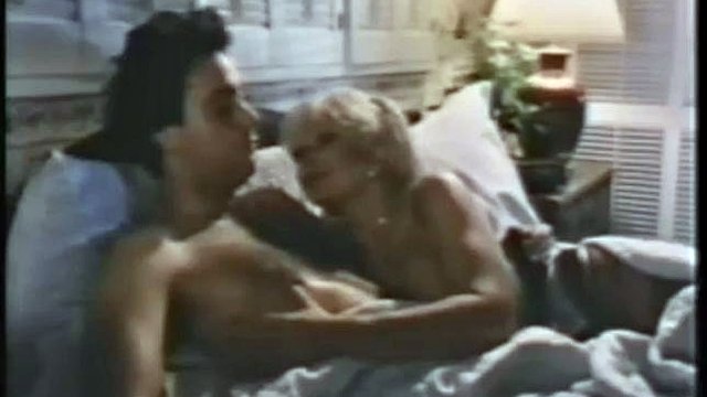 Il meglio dei campioni di Candy: pompini, cowgirl e porno leccate