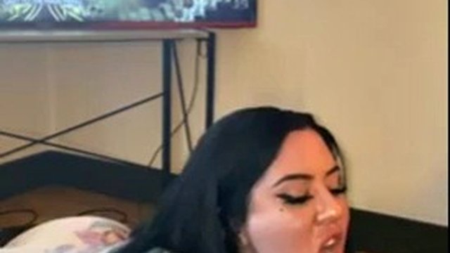 BBW sucks BBC while he plays