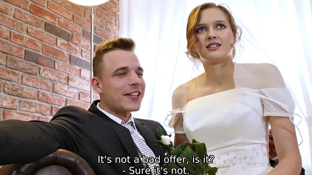 HUNT4K. Un uomo ricco paga bene per scopare una bella ragazza il giorno del suo matrimonio