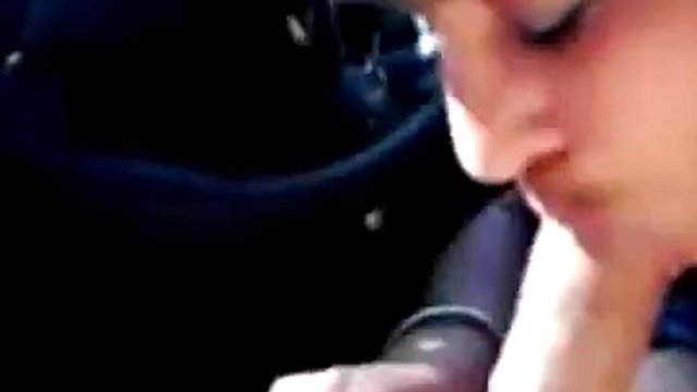 Hooker Sucking Cock in the car italy