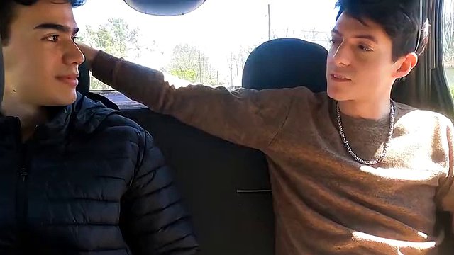 Condividere un passaggio può essere la scusa perfetta per il sesso più sporco - Dylan Segundo e Tonny Elliot