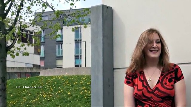 Curvy girl loves to masturbate in public