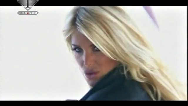 Victoria Silvstedt calendar 2007
