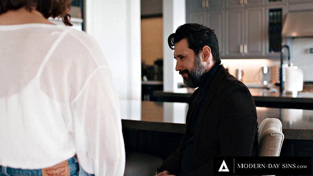 ΣΥΓΧΡΟΝΕΣ ΑΜΑΡΤΙΕΣ Η άτακτη Σοφία Μπερνς γαμάει τον πρώην σύζυγό της χωρίς τύψεις