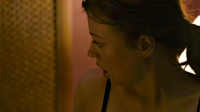 Talented actress Sarah Snook has a hot sex scene