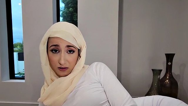 Best friends fuck for the first time - hijab sex