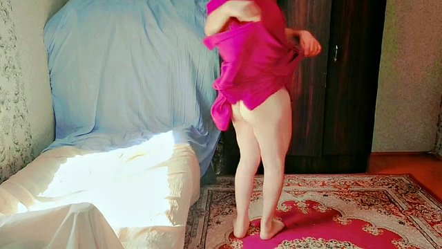 Twerking White Ass Red Ass Hole Sexy Horny Long Legs Big Ass Sissy Fem boy Lady Boy MTF Spanking Ass Sissy Pussy