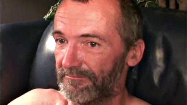 Bobby is a carpenter who works part-time as a valet at a nightclub, so he's a little tired for this photo shoot. However, this 40-year-old man did a great job. He's straight but ready to take a blowjob from anyone.