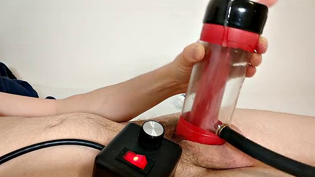 Milking with Venus2000 Machine gets messy