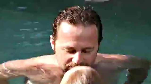 Ami Emmerson - Cumshot Underwater