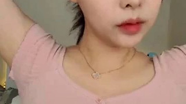 Good-looking Korean female anchor masturbates Korean+BJ live broadcast, ass, stockings, doggy style, Internet celebrity, oral sex, goddess, black stockings, peach butt Season 28