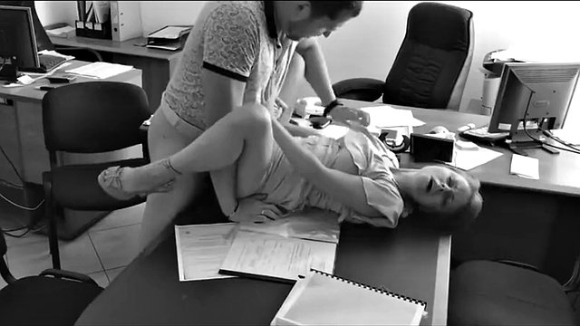 Boss and Secretary. Office Sex. Real Porn. Secretary Sucked Dick