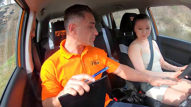 Ethhnic driving learner fucks instructor