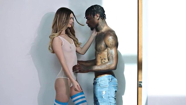 Big Assed Ebony Queen Gets Analyzed By MASSIVE Cock Tessa Thomas HardX - Isiah Maxwell