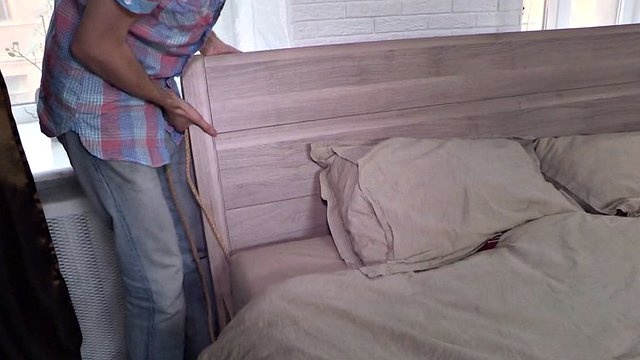 guy fucks blindfolded babe