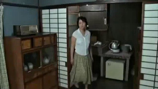 이름과 영화 코드는 무엇입니까?: 섹시한중년여성, 아시아인 및 일본인 포르노