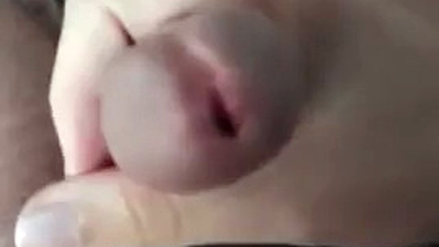 مرد ترک با خروس بزرگ خودارضایی می کند