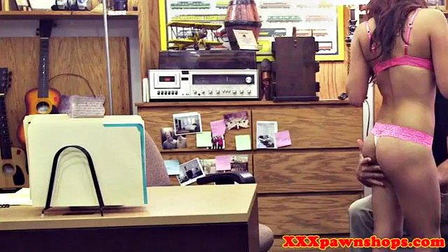 Spex student pawning pussy to pay for books: Amateur, Babe & Facial Porn