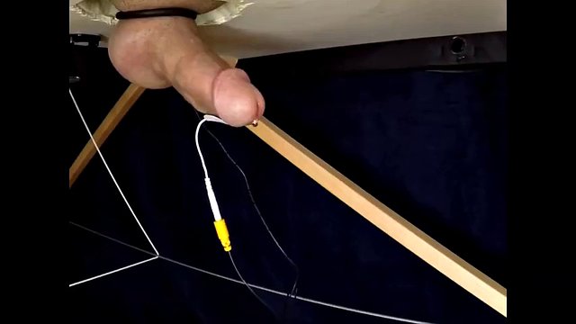 Total Electricity in the Boy's Dick Until He Cums Without His Hands