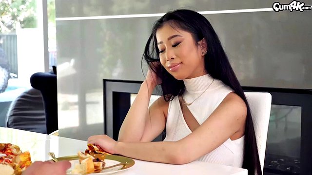 thanksgiving full of cum