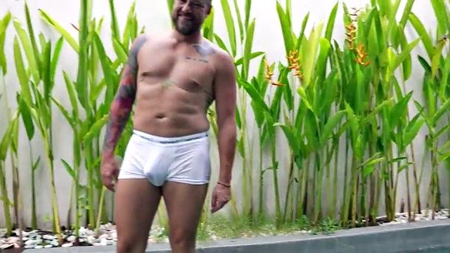 本物のポーランドのポルノ: 巨乳、フェラチオ、アマチュアポルノ