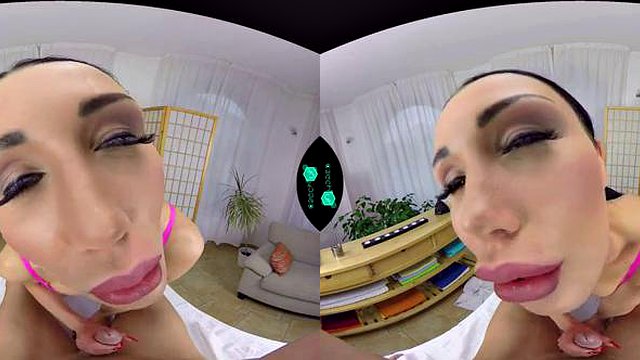 Énorme : Fellation, Cowgirl et porno VR missionnaire