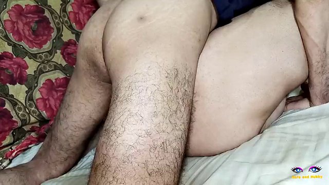 Indian mom pussy fart first time desi mom no hairy armpit pussy fuck and fart