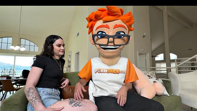 Ich versohle Remi Raws Arsch und stopfe ihr Sperma in den Mund! von PornDudeCasting: Porno