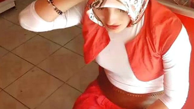 Middle eastern girls flashing sections of flesh in the consolidated