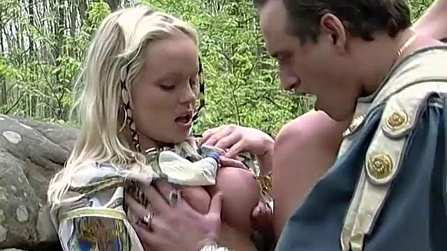 Bionda classica: hardcore, Xhamster e porno pubblico