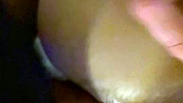 Voisine beurette enceinte de 7 mois que je baise sans capote