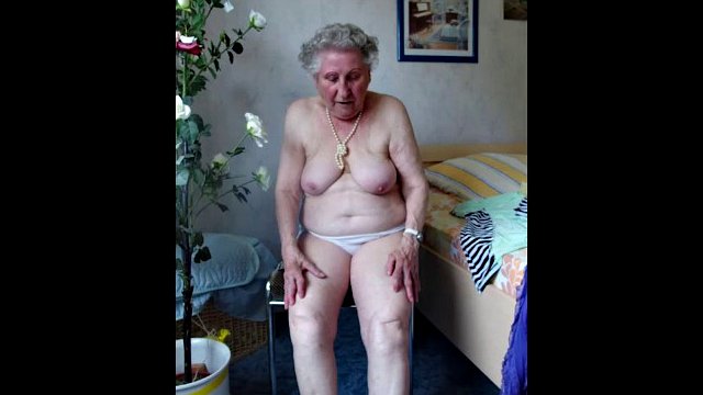 omageil fatty grandmas and busty omas slideshow
