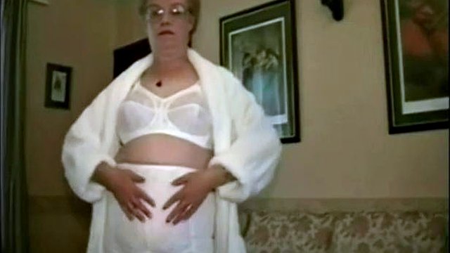 British Granny Takes Off Her Girdle: Amateur, Solo & Bbw Porn