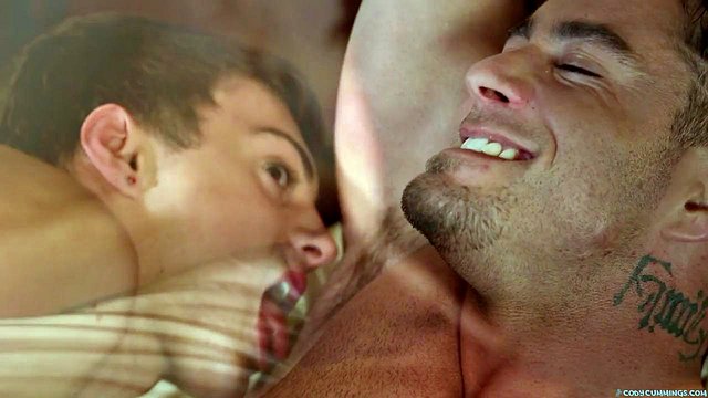 Horny Muscle Hunter Page Pounds Slutty Twink Cody Cummings