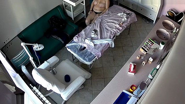 Skryté kamery. Kosmetický salon