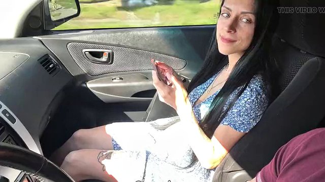 Stepmom makes a DeepThroat to Stepson in the car to the ThroatPie