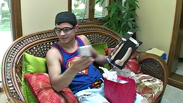 Houston Cummings has a new dildo and in this solo handjob scene he puts it to good use while stroking his 7 inches of uncut meat. With good anal stimulation, the sexy guy pushes himself to the limit and sucks his cum load for us.