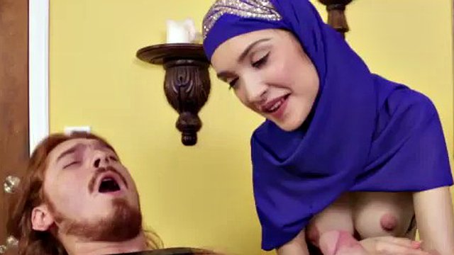 Jericha Jem: Hijab Arab Handjob