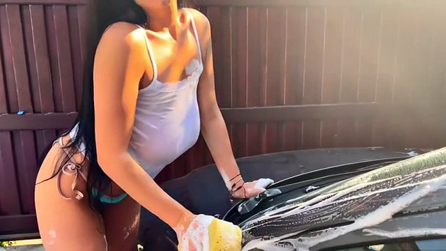 Helen Star: Working at the car wash