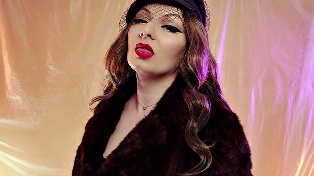 ASMR fur coat fetish, vaping smoking with short leather gloves (Arya Grander)