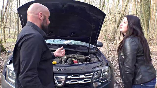 Lady Elisa Sucks Off Jean Pallett in Public Car Park