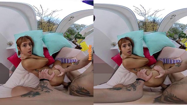 베로니카: 구강 성교, 강아지 및 카우걸 VR 포르노