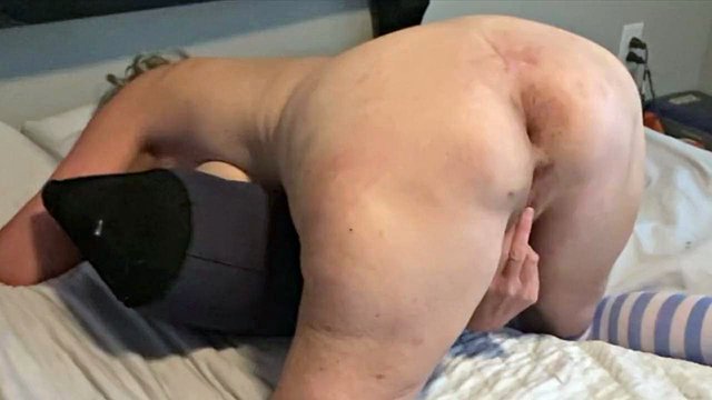 Squirting Senior's Big-Ass Wife Bends for Inflatable Butt Plug