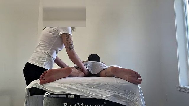 Echter deutscher RMT gibt sich beim 4. Termin einem asiatischen Monsterschwanz hin