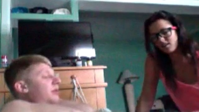 JizzPix - blowjobs, cumshots, facials and creampies videos
