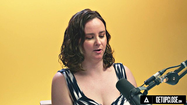 Jay Taylor Fucks Herself to Explosive Orgasm with Intense Vibrator Close-Up in Solo M